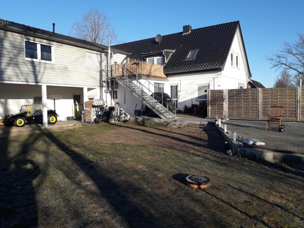 Tanja Treia Exteriör bild
